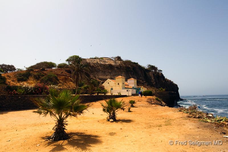 20090528_110950 D300 P1.jpg - Evocative seascape, Goree Island